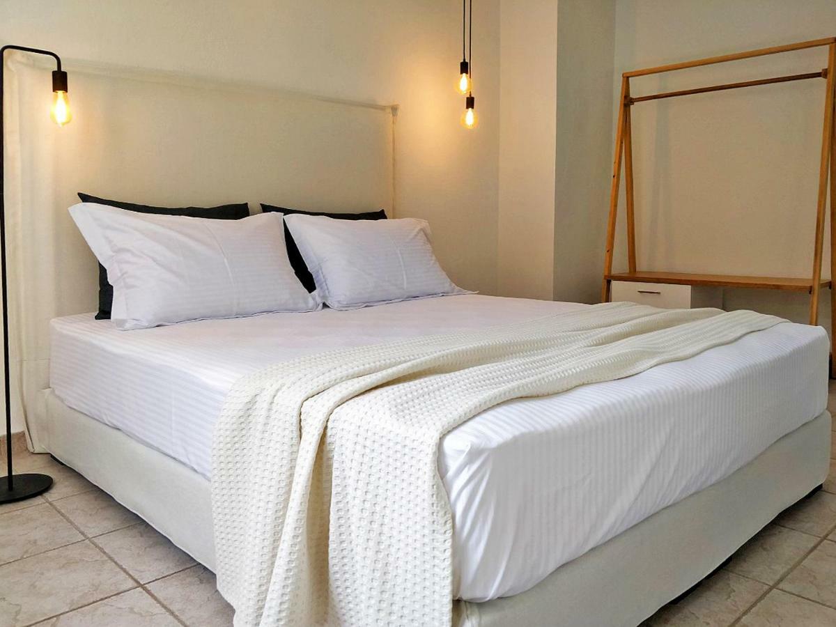 Sivilla Boutique Economy * Άφυτος